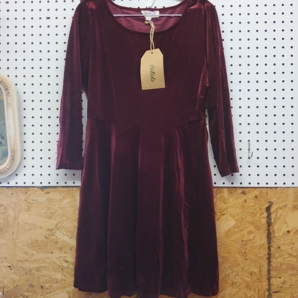 Listicle NWT red textured dress